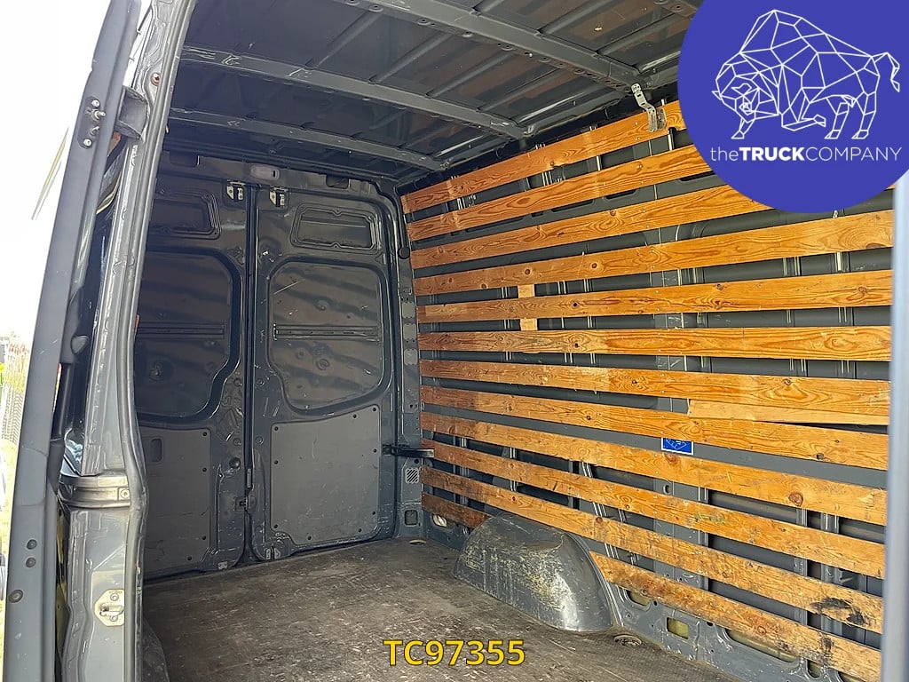 Volkswagen Crafter 2.0 TDI 2017 TC97355 Volkswagen Crafter 2.0 TDI 2017 1 image 10