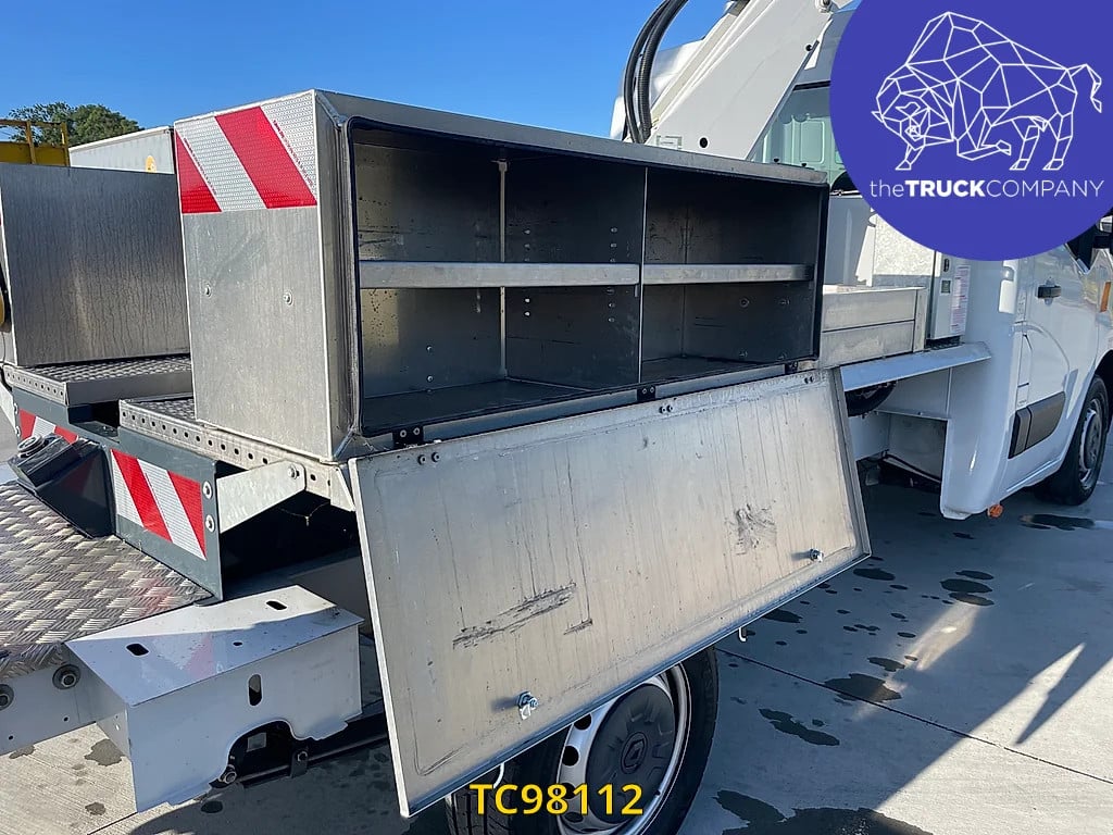 Renault Master Hoogtewerker 2023 TC98112 Renault Master Hoogtewerker 2023 1 image 14