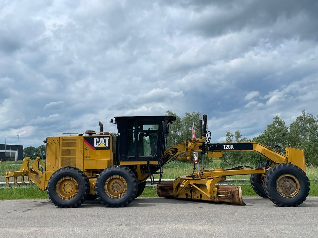 Caterpillar 120K | NEW TIRES 2018 00032807 120K | NEW TIRES 2018 1 image 5