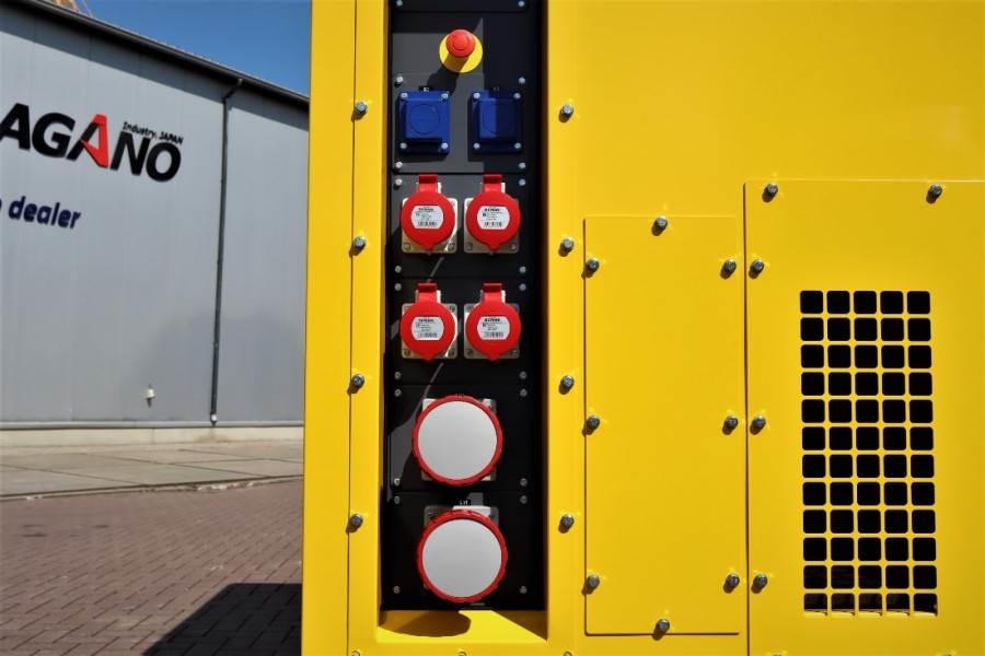 Atlas Copco QAS5 100 JD S3A Valid inspection, *Guarantee! Die 2020 ATLAS COPCO - QAS5 100 JD S3A - 60426 QAS5 100 JD S3A V...