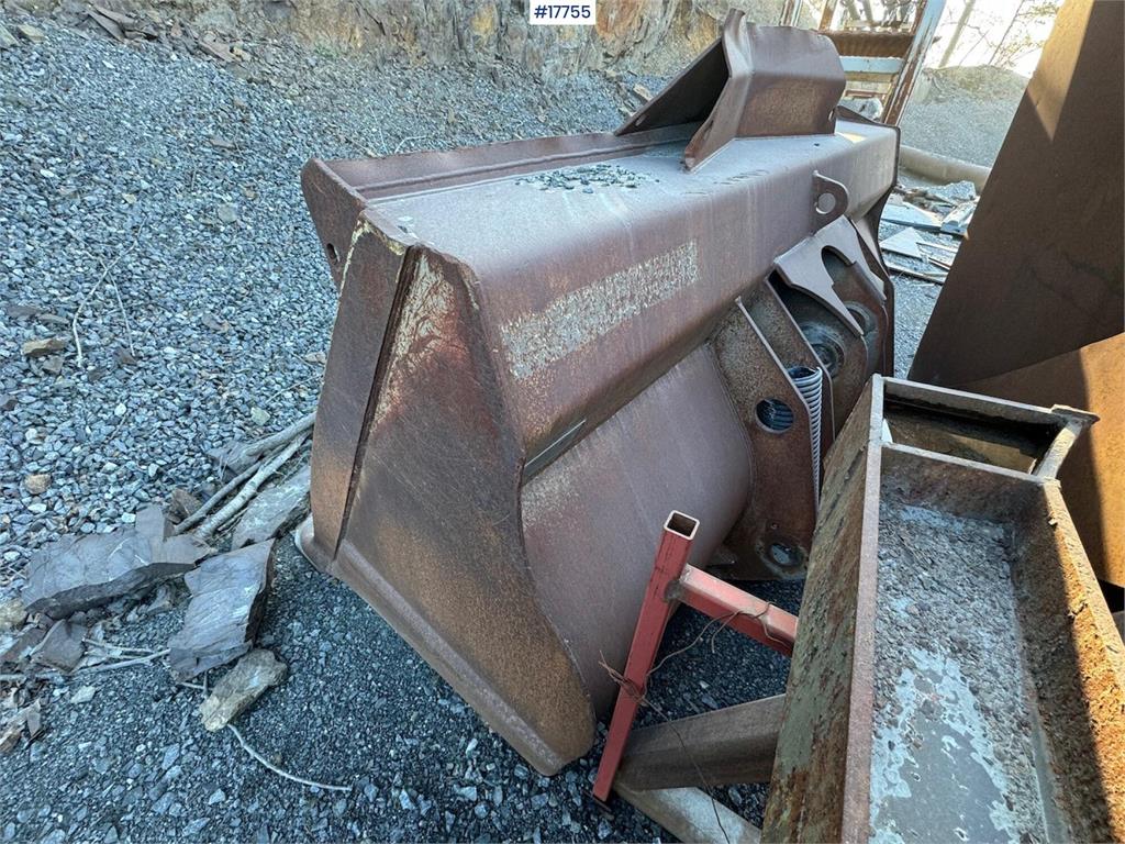 Gjerstad Wheel loader bucket. 1998 17755 Gjerstad Wheel loader bucket. 1998 1 image 5