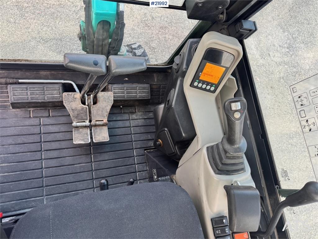 Kobelco SK18 Mini excavator w/ Powertilt, 3 buckets, rippe 2016 21992 SK18 Mini excavator w/ Powertilt, 3 buckets, rippe 2...