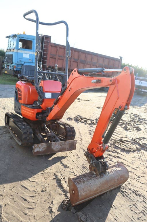Mini excavator Kubota U10-3 Diesel 7.4kW 2016 2016 U10-3 2016 1 image 7