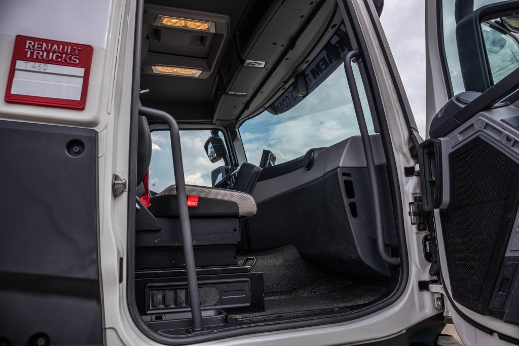 RENAULT T 460+SILO/ 5 COMP. 2016 E62662 Renault T 460+SILO/ 5 COMP. 2016 1 image 12