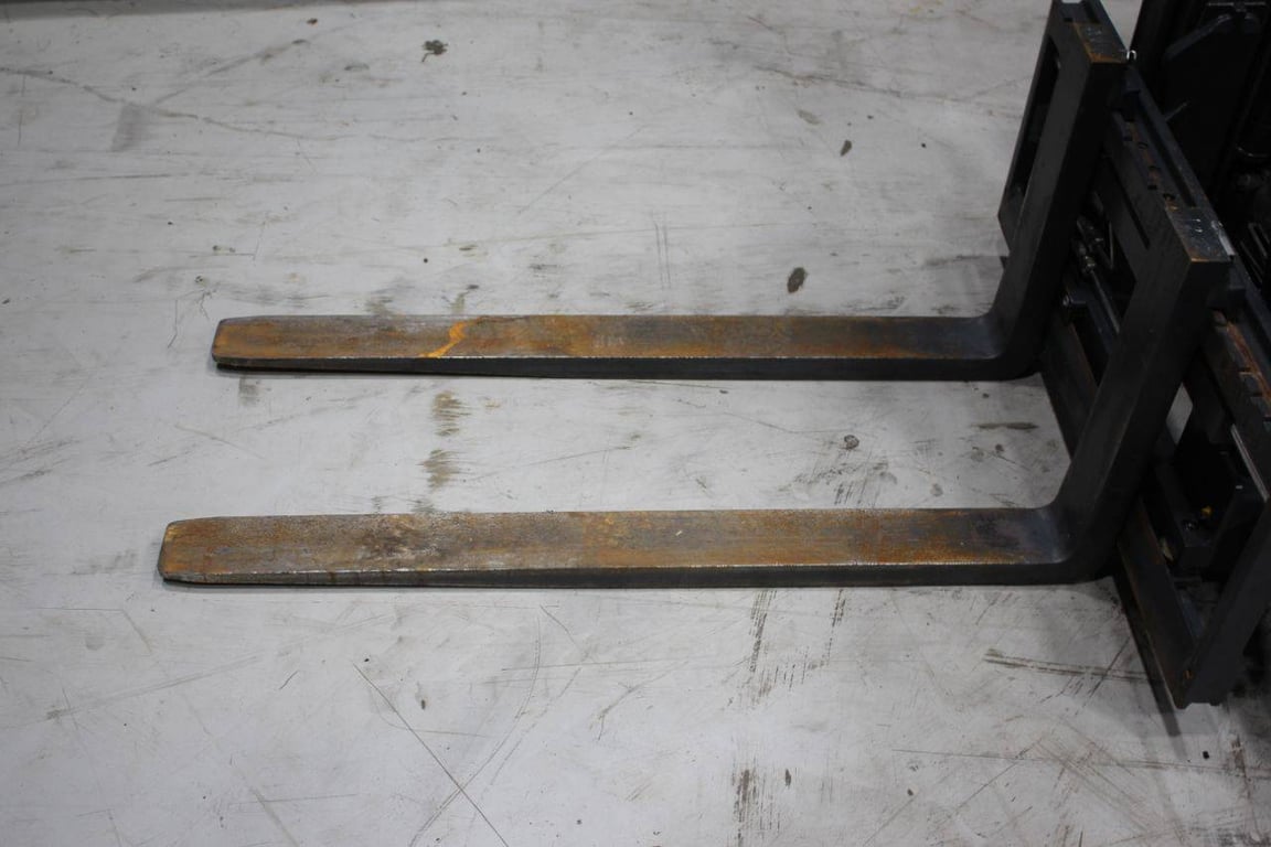 Forklift Linde E20L-01 Electric 2000kg 2012 2012 E20L-01 2012 1 Forklift image 11
