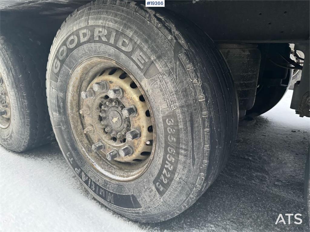 Schmitz Cargobull closed semi-trailer w/ Carrier aggregate and lift 2016 19366 Schmitz Cargobull closed semi-trailer w/ Ca...