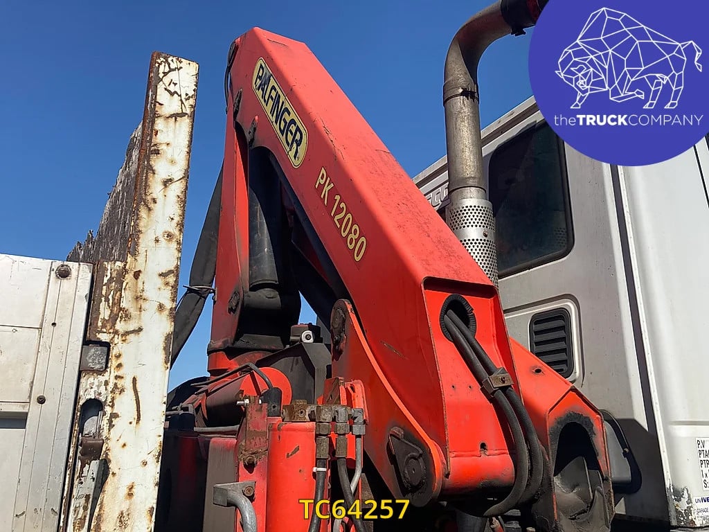 Iveco EuroTech 190E24 1999 TC64257 EuroTech 190E24 1999 1 image 6