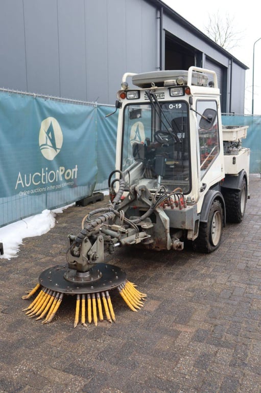 Sweeper Conver C4 Diesel 2016 2016 Conver C4 2016 1 image 9