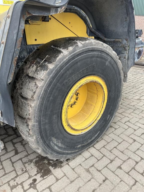 Heavy machinery product image - Image 9 of 15