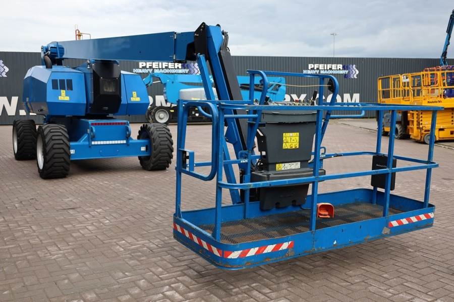 JLG H800AJ Hybrid Hybrid, 4x4 Drive, 26.4m Working Hei 2019 JLG - H800AJ Hybrid - 90122 H800AJ Hybrid Hybrid, 4x4 Drive, 2...