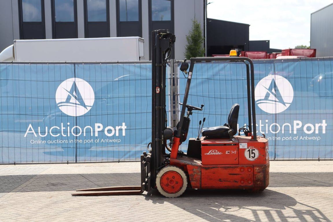 Forklift Linde E14 Electric 1400kg 3.5m 1994 1994 E14 1994 1 Forklift image 2