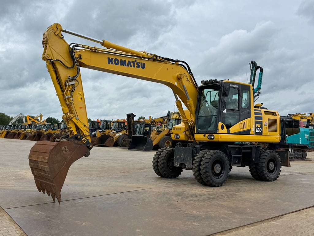 Komatsu PW180-11 2019 00033340 PW180-11 2019 1 image 2