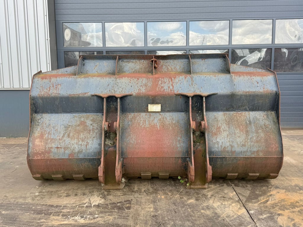 Volvo 4.2 m3 70001928 4.2 m3 1 image 4