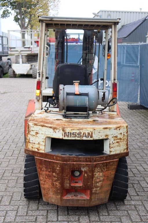 Forklift Nissan 30 LPG 1991 RHG02 A 30U 1991 1 Forklift image 5