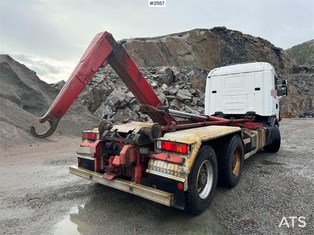 Scania R164 6x4 Hook truck. 2003 21167 R164 6x4 Hook truck. 2003 1 image 6