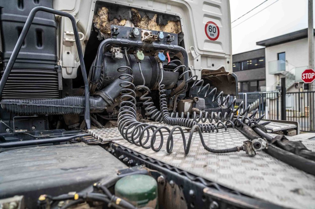 MAN TGS 33.500 BLS+BIG AXLES+KIPHYDR. 2019 E63405 TGS 33.500 BLS+BIG AXLES+KIPHYDR. 2019 1 image 8