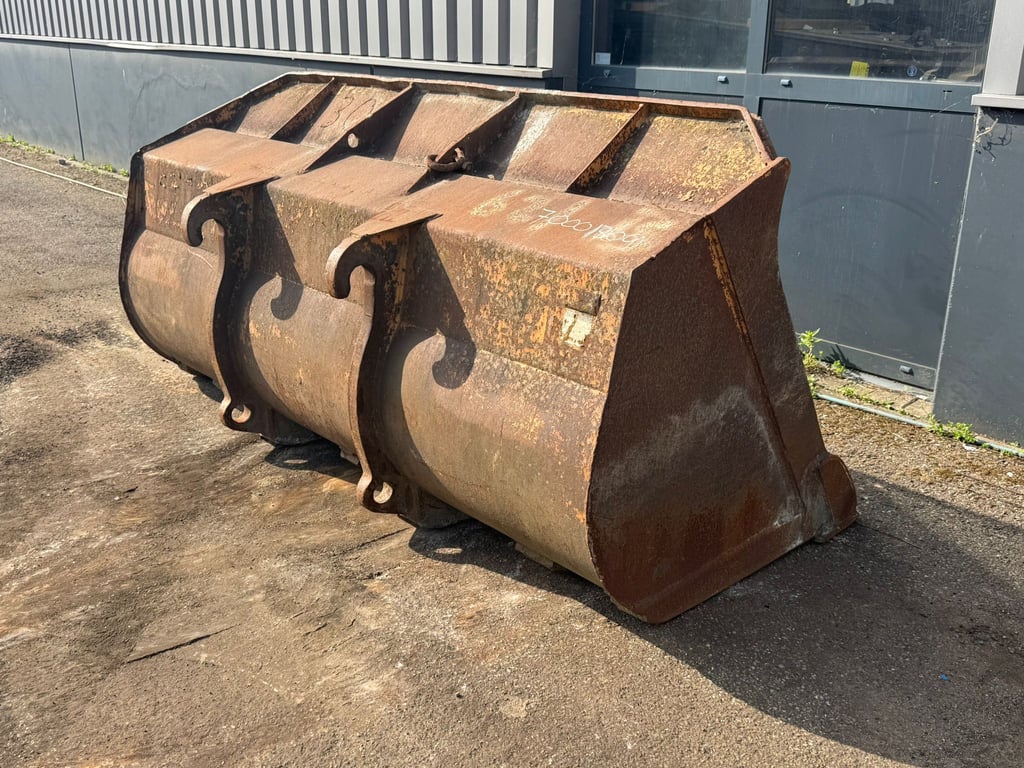 Unknown WG-2500 Volvo small 70001809 Onbekend WG-2500 Volvo small 1 Small Vans image 6