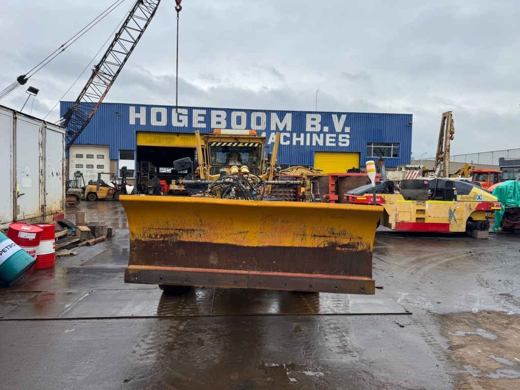 CAT 140 H 2000 5402 140 H 2000 1 Motor graders image 9