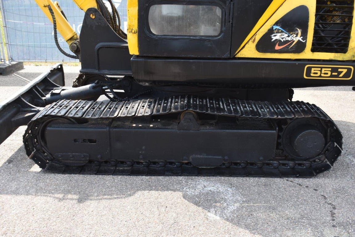 Hyundai R55-7 Diesel Crawler Excavator R55-7 1 Crawler Excavators image 15