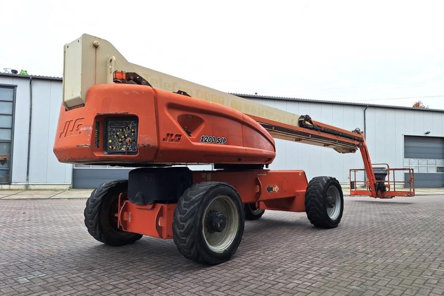 JLG 1200SJP Diesel, 38.7m Working Height, 23.5m Reach, 2016 JLG - 1200SJP - 90394 1200SJP Diesel, 38.7m Working Height, 23...