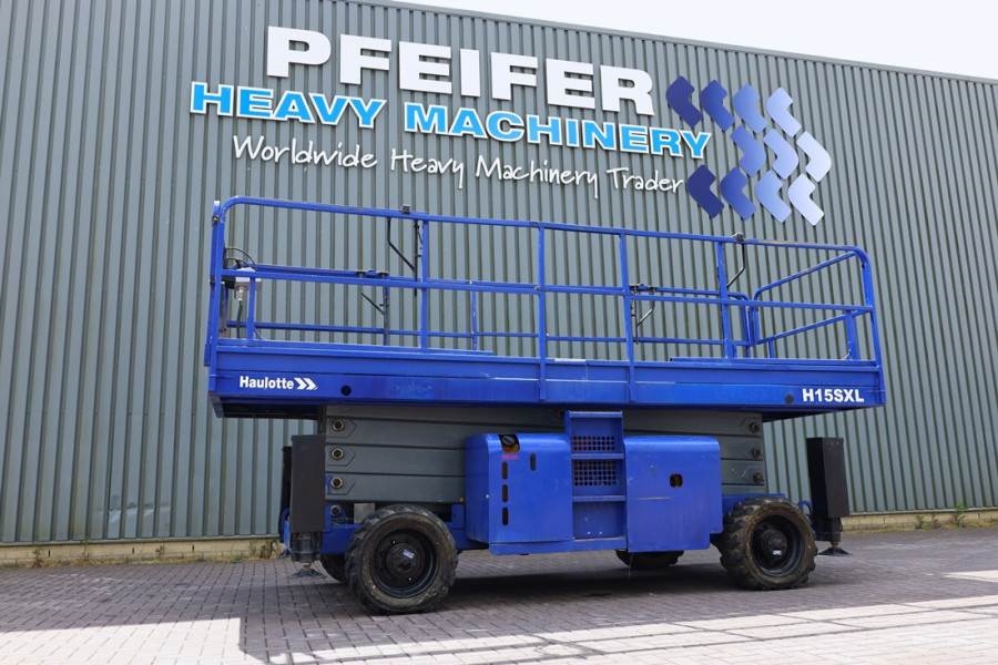 Haulotte H15SXL Diesel, 4x4 Drive, 15m Working Height, 500k 2007 HAULOTTE - H15SXL - 90093 H15SXL Diesel, 4x4 Drive, 15m W...