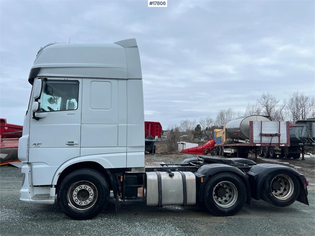 DAF XF 530 6x2 Truck. WATCH VIDEO 2018 17806 DAF XF 530 6x2 Truck. WATCH VIDEO 2018 1 Tractor Units image 2
