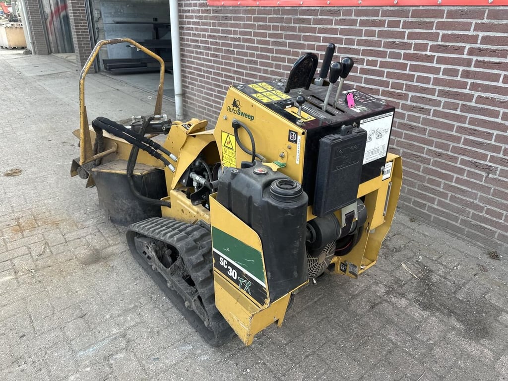 Stobbenfrees SC30TX - Gebruikt 2015 12679 Stobbenfrees SC30TX - Gebruikt 2015 1 image 4