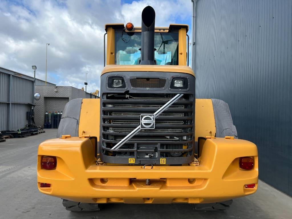Volvo L90F 2011 208583 L90F 2011 1 Wheel Loaders image 4