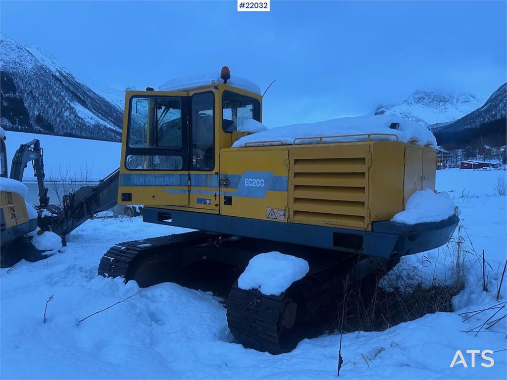 Åkerman EC200 excavator with 2 buckets. SEE VIDEO. 1996 22032 Akerman EC200 excavator with 2 buckets. SEE VIDEO. 1996 1 Cr...