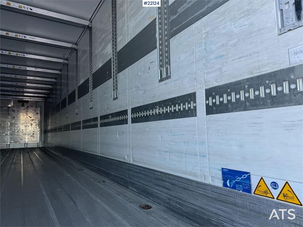 Schmitz Cargobull box semi-trailer with refrigeration/freezer unit 2018 22124 Schmitz Cargobull box semi-trailer with refr...