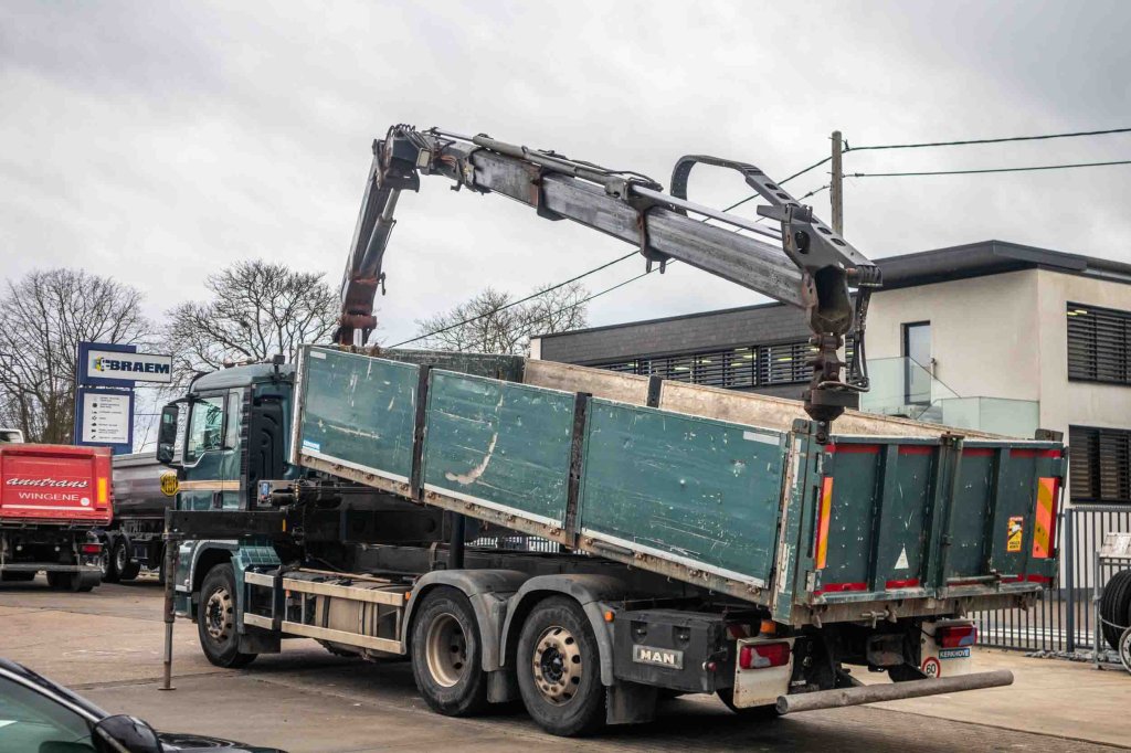 MAN TGS 26.440 BL + HMF 1520 2014 E62905 TGS 26.440 BL + HMF 1520 2014 1 image 4