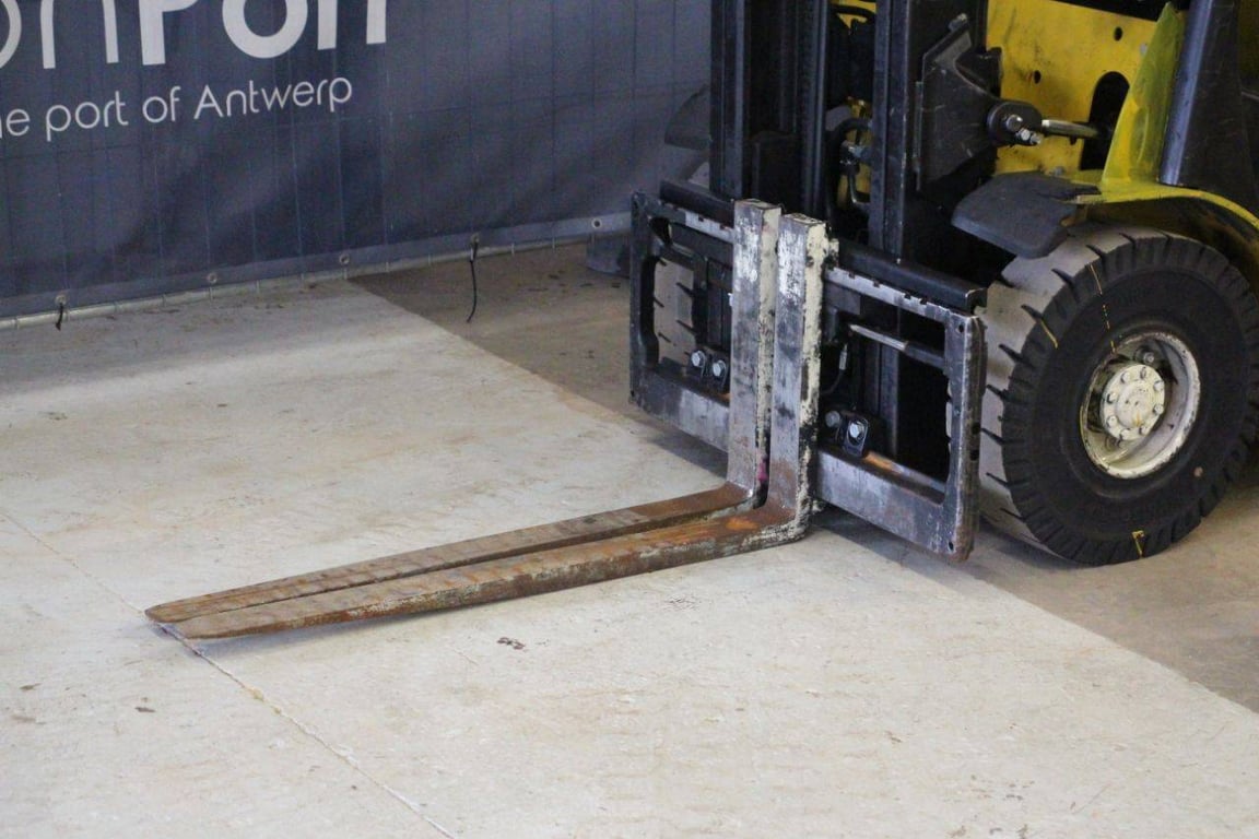 Forklift Yale GLP18VXV2175 LPG 1750kg 3.33m 2020 2020 GLP18VXV2175 2020 1 Forklift image 9