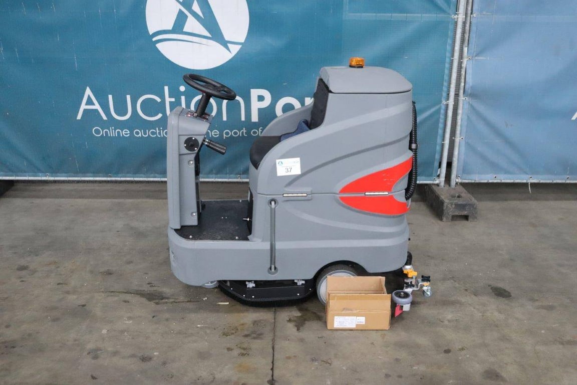 Scrubber X-tra C70S Electric 2024 New 2024 X-tra C70S 2024 0 image 2