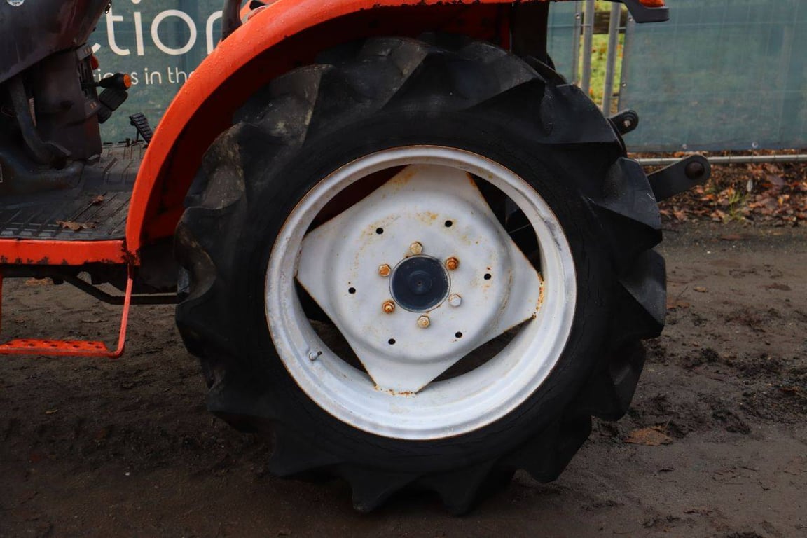 Minitractor Kubota KL27 Diesel KL27 1 image 14