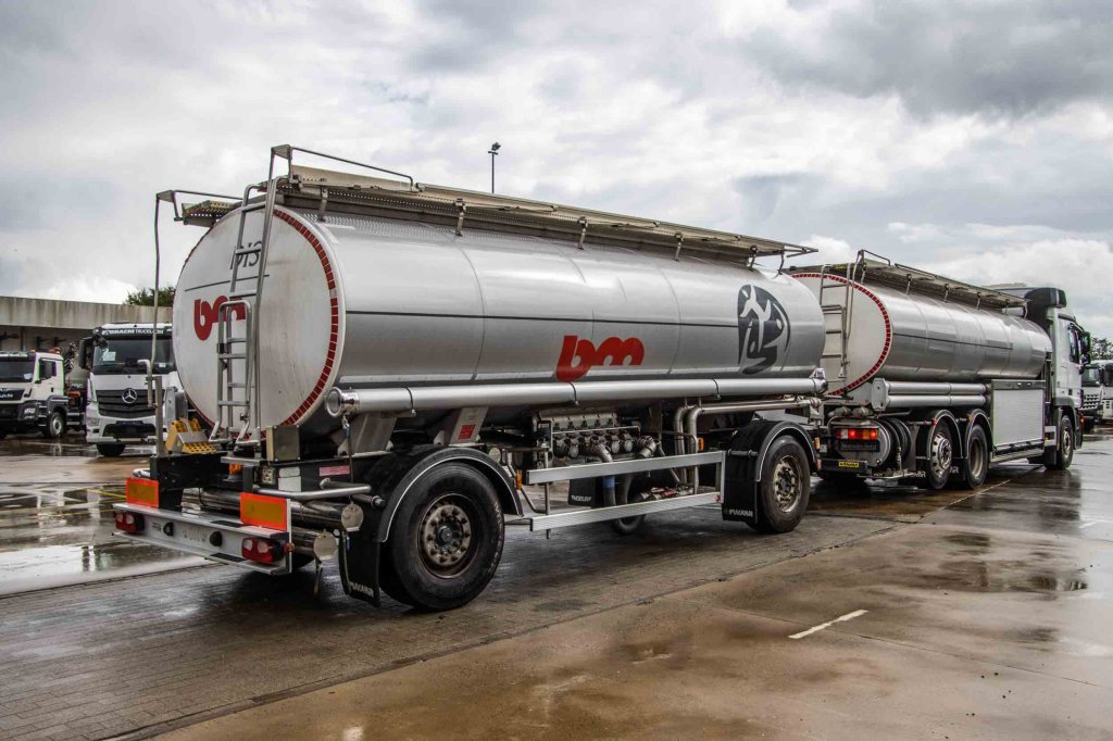 MERCEDES ACTROS 2544-MP3+MAGYAR-INOX-18.200L+6COMP 2012 E58548 ACTROS 2544-MP3+MAGYAR-INOX-18.200L+6COMP 2012 1 image 3