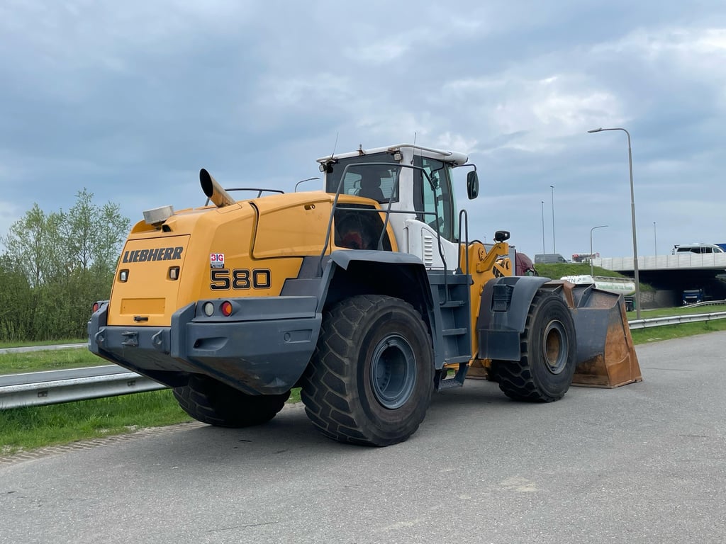 Liebherr L580 2015 70001770 L580 2015 1 image 7