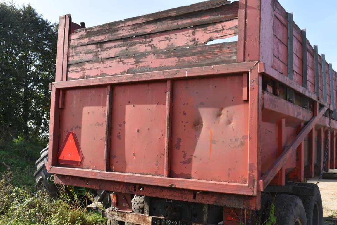 Lyonnet BL12 tipper trailer 1999 Lyonnet BL12 1999 1 image 9