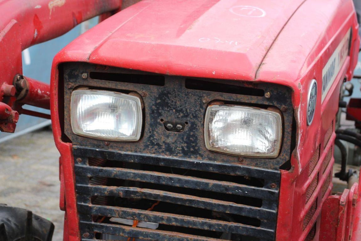 Yanmar YM3110D Diesel 37 hp mini tractor with front loader YM3110D 1 Tractor Units image 11