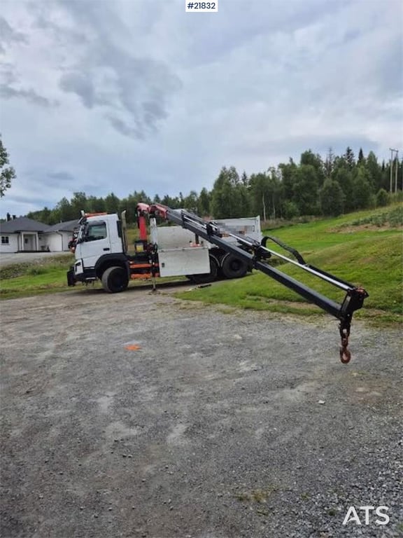 Volvo FMX 6x6 plow rigged dump truck w/ 9.5 t/m crane, 2 2019 21832 FMX 6x6 plow rigged dump truck w/ 9.5 t/m crane, 2 201...