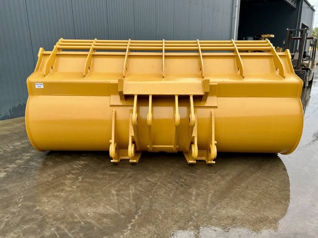 CAT 980 incl. cutting edge + side protectors 2025 907269 980 incl. cutting edge + side protectors 2025 0 image 3