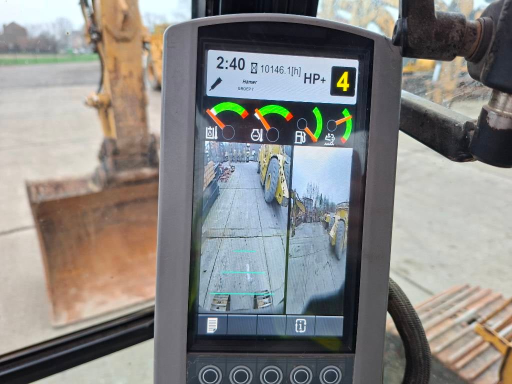 CAT 325FL CR (With Trimble 3D GPS) 2016 ATR-2173 325FL CR (With Trimble 3D GPS) 2016 1 Crawler Excavators image 9