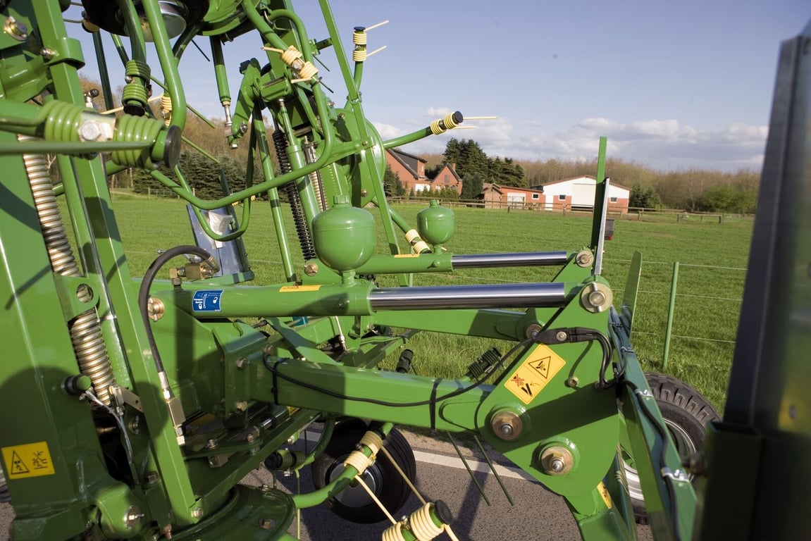 Krone getrokken schudders KWT met wielstel K202 getrokken schudders KWT met wielstel 0 image 8