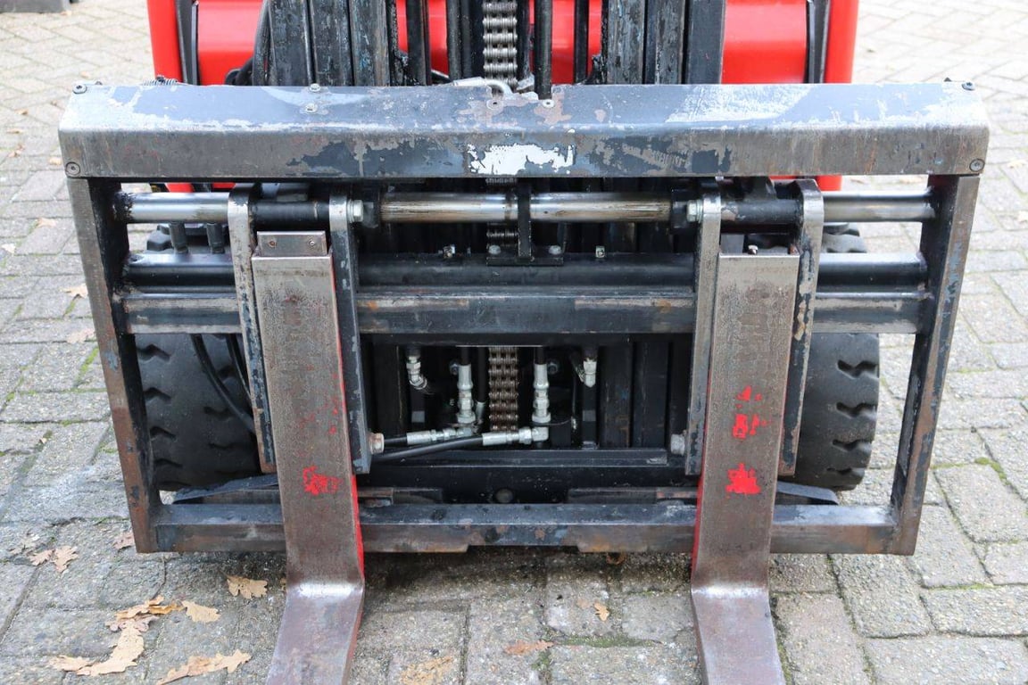 Hyster J2.0XNT MWB Electric Forklift 1520kg 4.6m 2013 2013 J2.0XNT MWB 2013 1 Forklift image 12