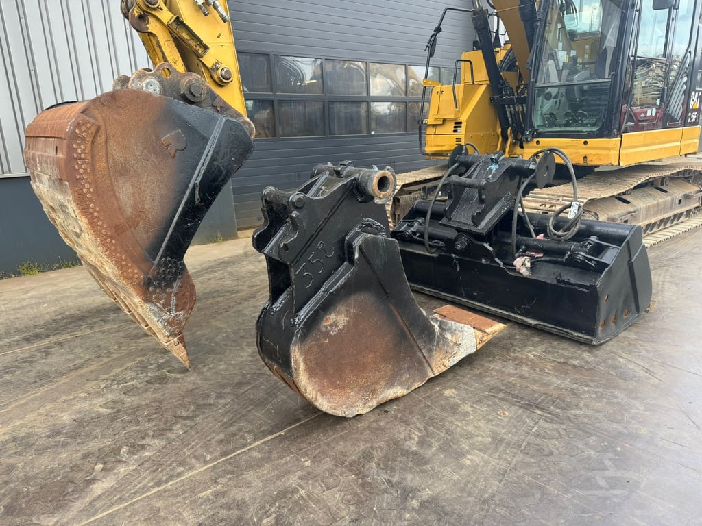 Caterpillar 325F LCR - 3 buckets 2018 00033371 325F LCR - 3 buckets 2018 1 image 10