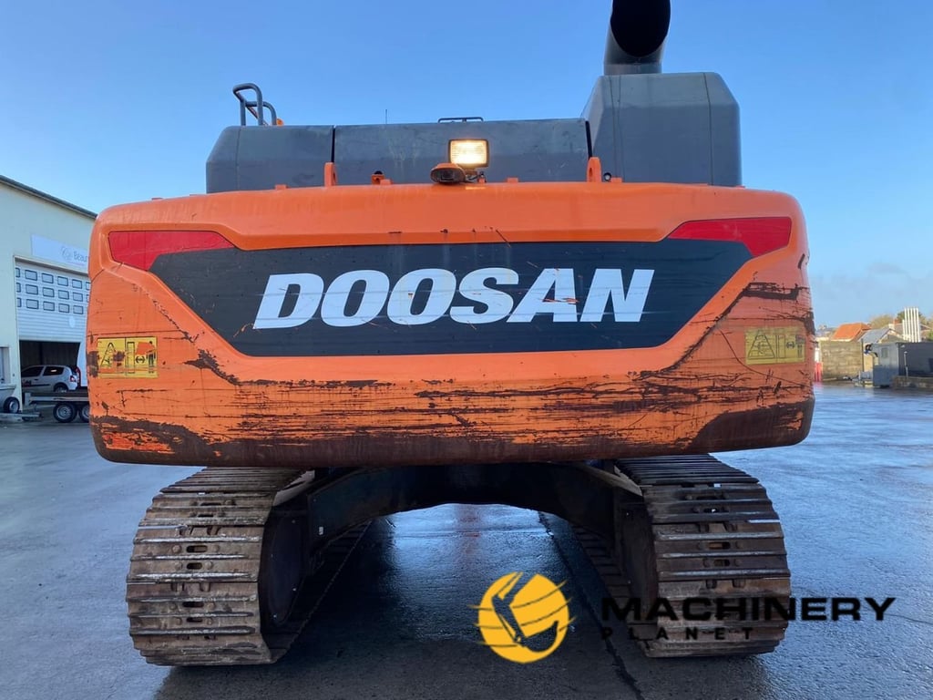 Heavy machinery product image - Image 7 of 12