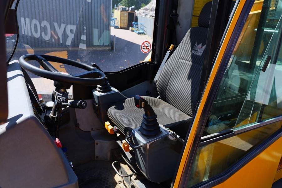 Demag AC30 City Diesel, 4x4x4 Drive, 30t Capacity, 25m M 2009 DEMAG - AC30 City - 63436 AC30 City Diesel, 4x4x4 Drive, 30t...