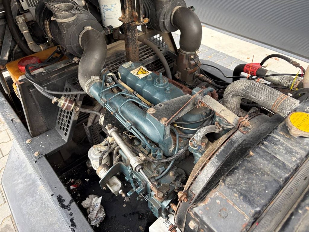 Compressor Sullair 65K Diesel 2004 2004 65K 2004 1 Compressors image 11