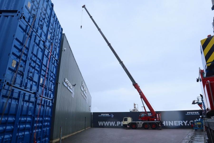 Grove GMK3060 Diesel, 6x6x6 Drive, 60t Capacity, 43m Mai 2015 GROVE - GMK3060 - 90056 GMK3060 Diesel, 6x6x6 Drive, 60t Cap...