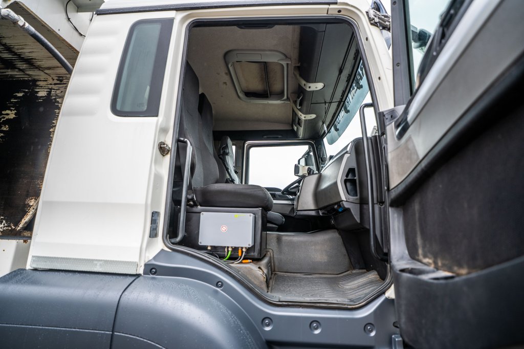 MAN TGS 26.320 BL - VDK PUSHER IIK 2011 E64686 TGS 26.320 BL - VDK PUSHER IIK 2011 1 image 11