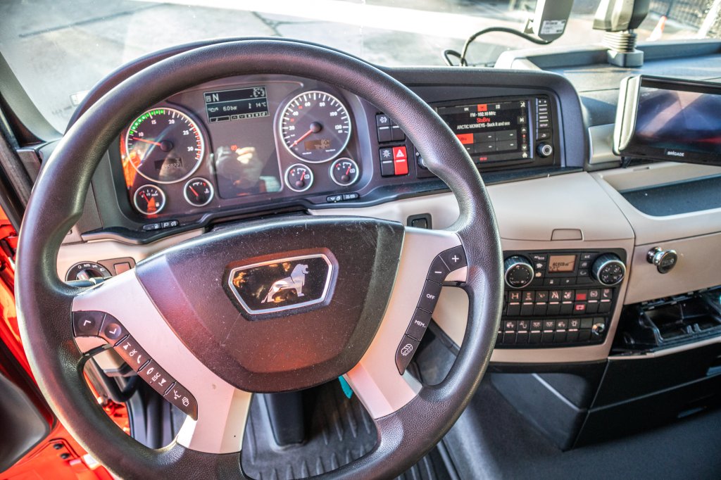 MAN TGX 18.500 XLX LLS 2017 E61666 TGX 18.500 XLX LLS 2017 1 image 9